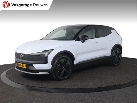 Volvo EX30 Cross Country Twin Motor Performance Ultra 69 kWh NAP|BTW|PANO|ACC|360|Elec. stoelen
