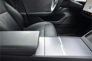 Tesla Model 3 – thumbnail 9