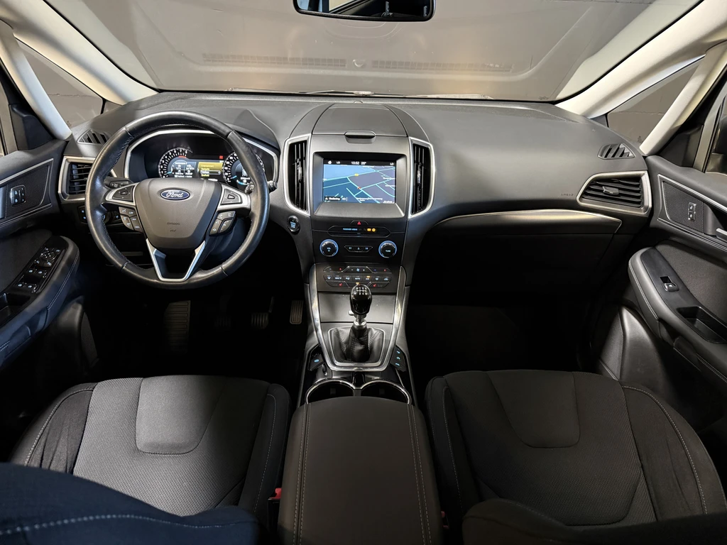 Ford S-Max – foto 8