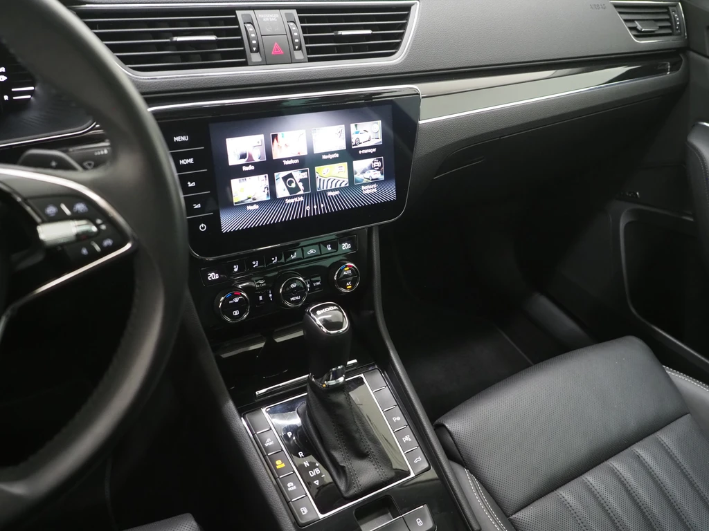 Škoda Superb – foto 38