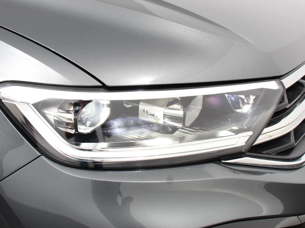 Volkswagen T-Roc – foto 11