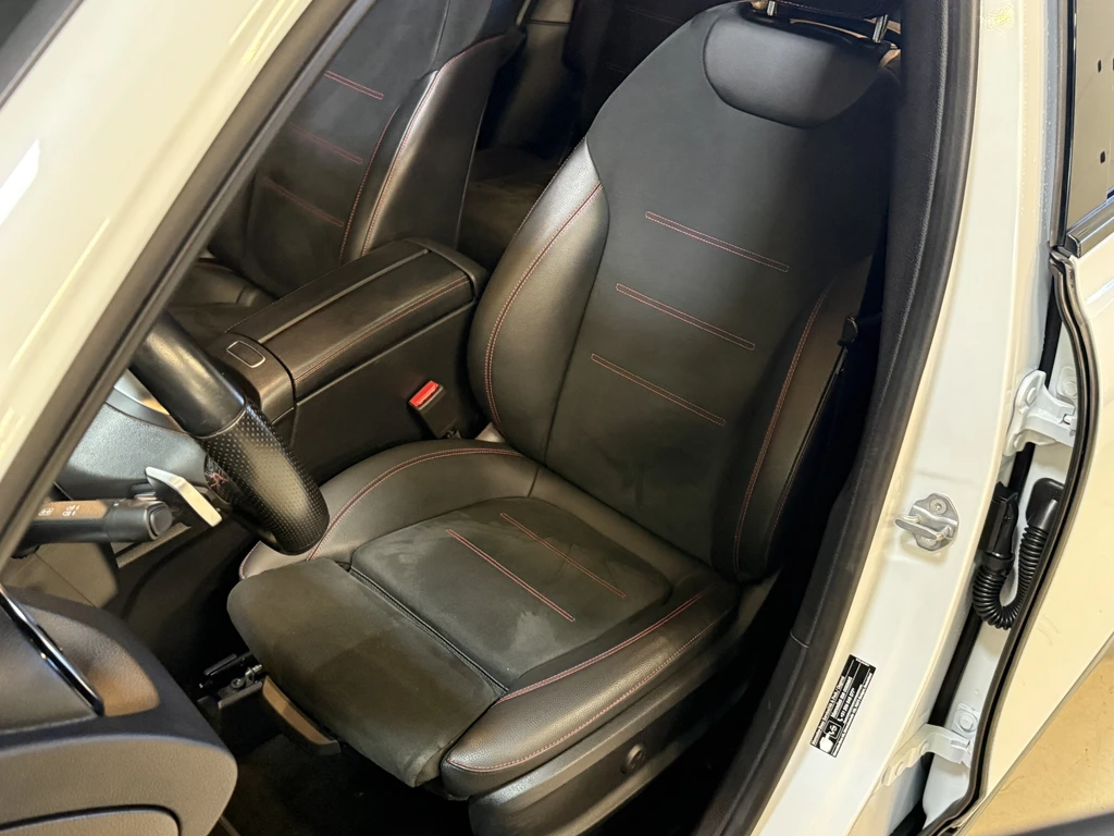 Mercedes-Benz GLB – foto 11