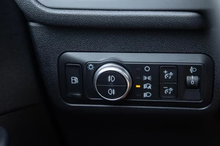 Ford Kuga – thumbnail 25