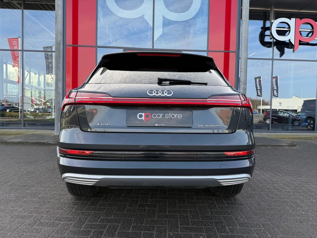 Audi e-tron – foto 4