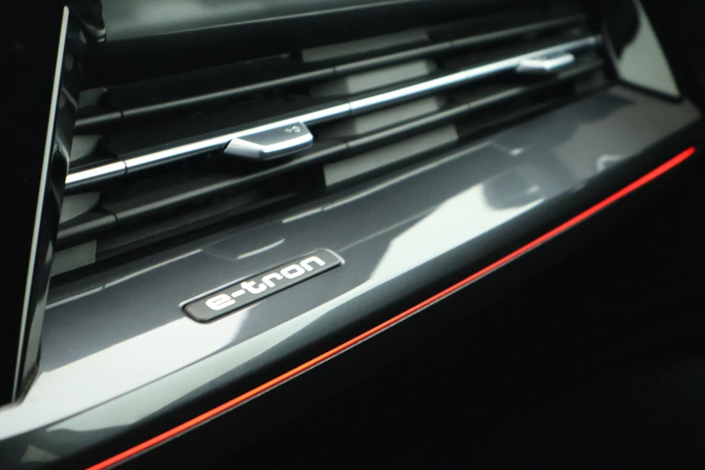 Audi Q4 e-tron – foto 38