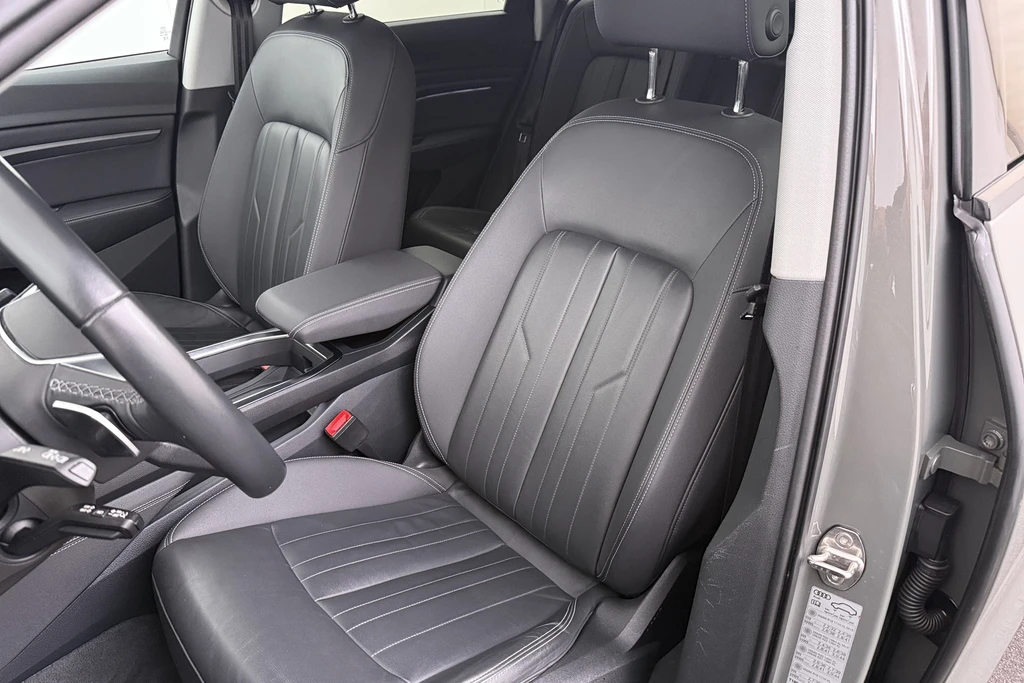Audi Q8 e-tron – foto 11