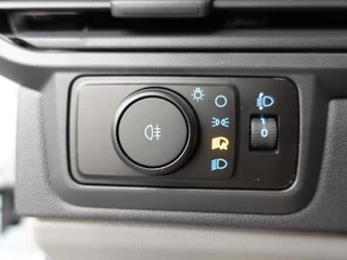 Ford Transit Custom – thumbnail 17