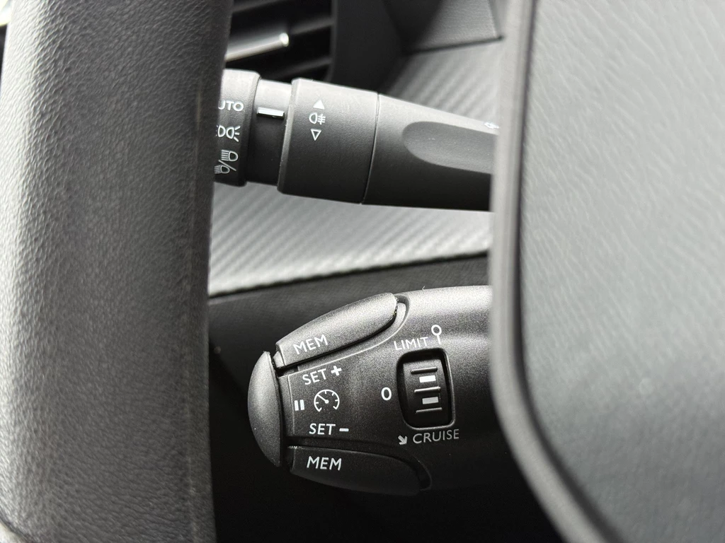 Peugeot 208 – foto 20
