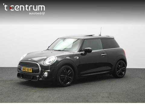 MINI 3-deurs 1.5 Cooper 136 PK Automaat John Cooper Works, Panoramadak, Stoelverwarming, Cruise Control