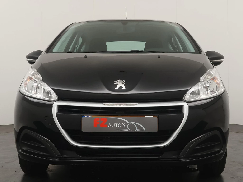 Peugeot 208 – foto 10