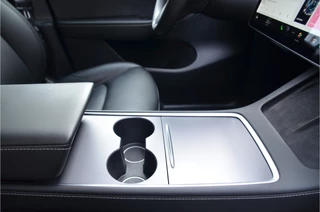 Tesla Model Y – thumbnail 8