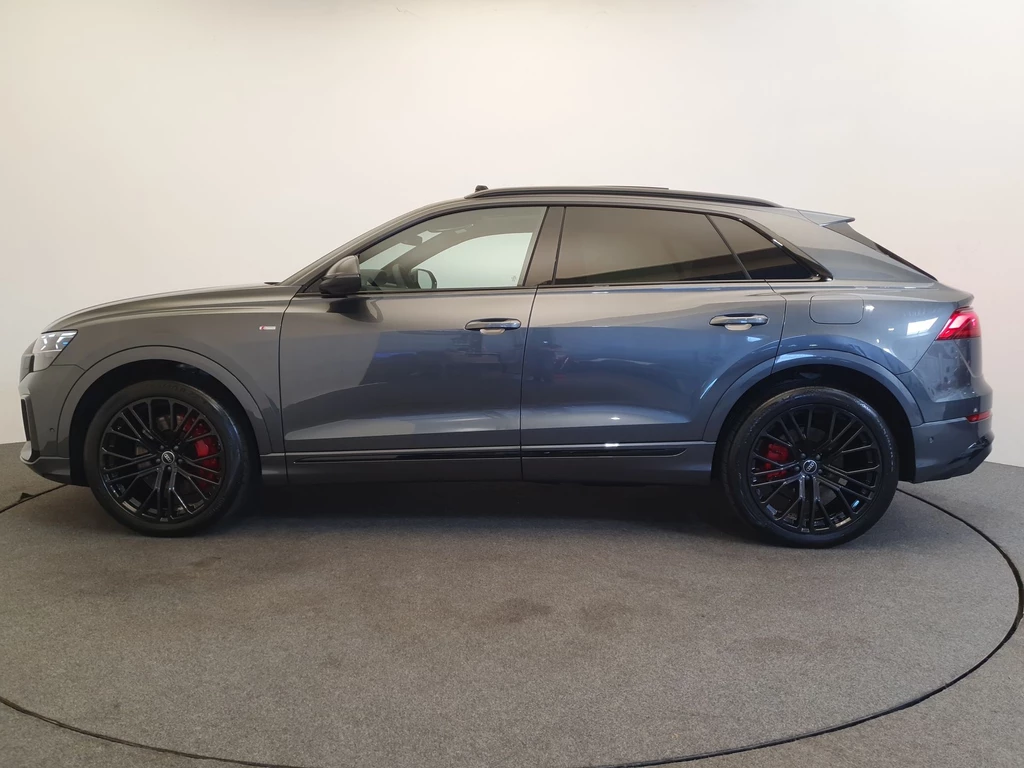 Audi Q8 – foto 3