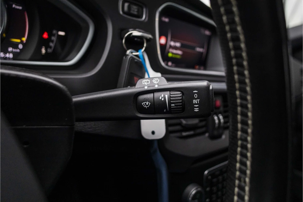 Volvo V40 – foto 38