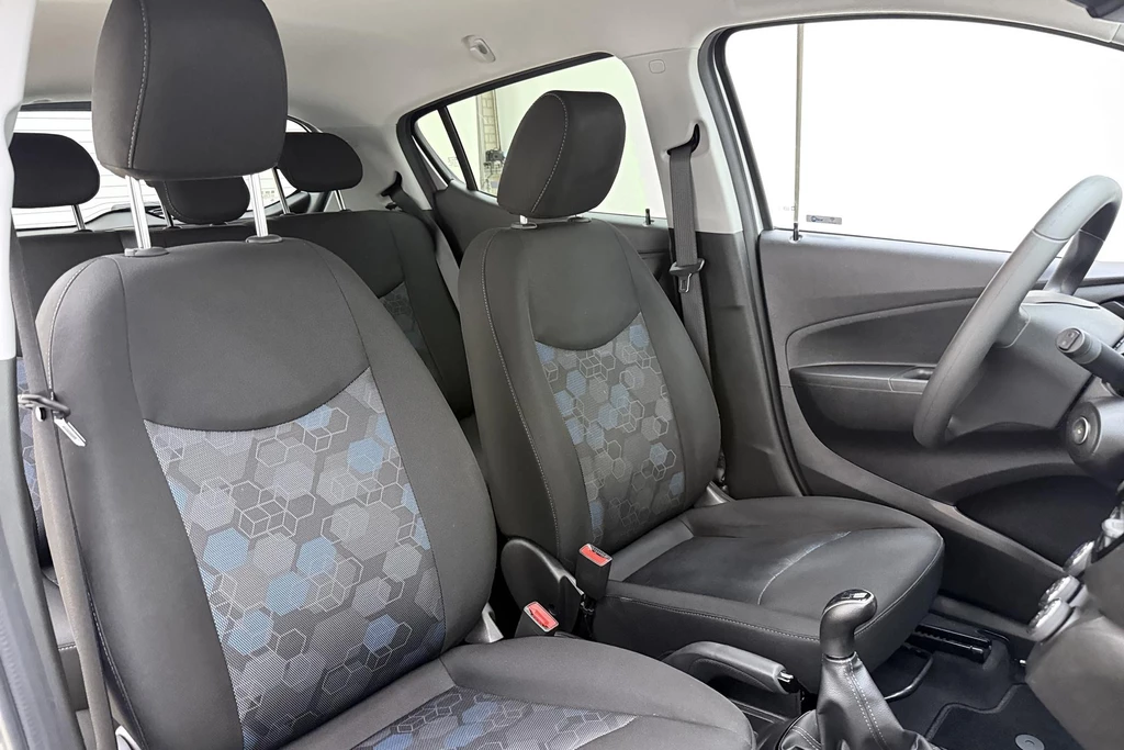 Opel KARL – foto 12