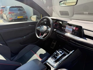 Volkswagen Golf – thumbnail 24