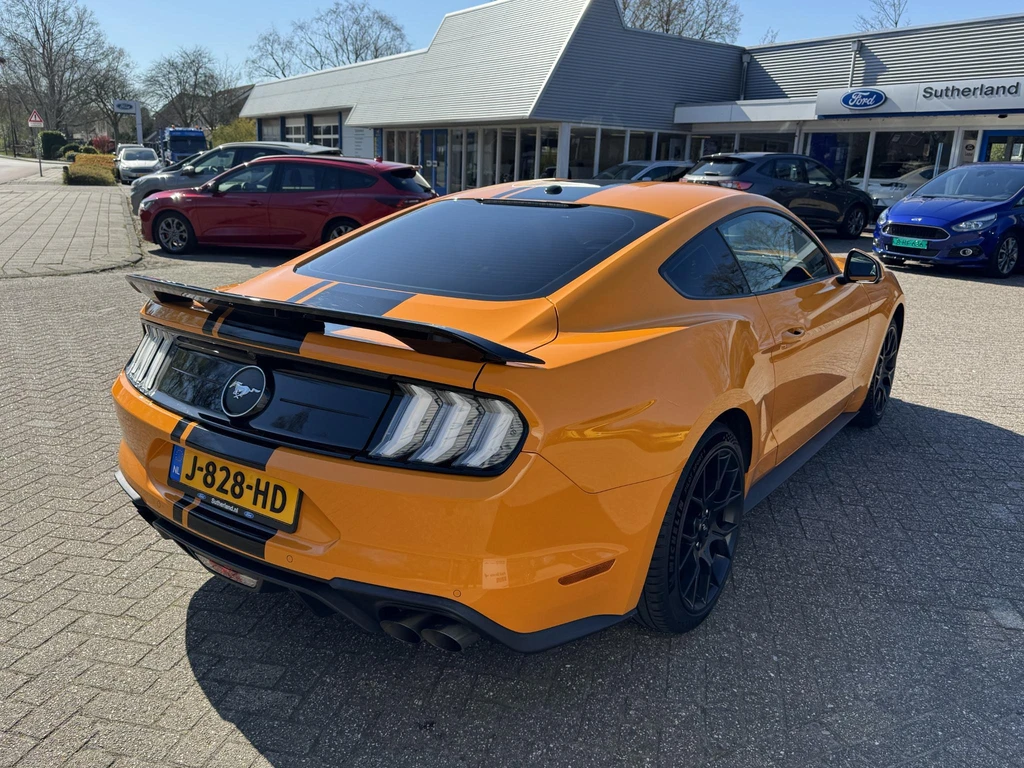 Ford Mustang – foto 1