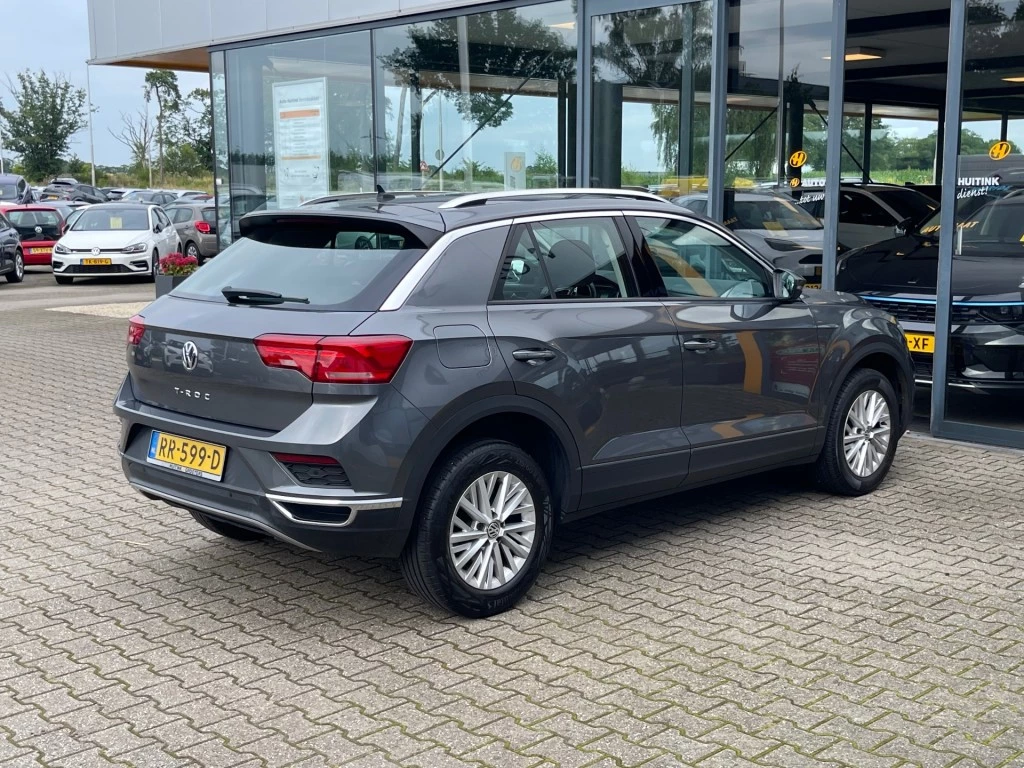 Volkswagen T-Roc – foto 7