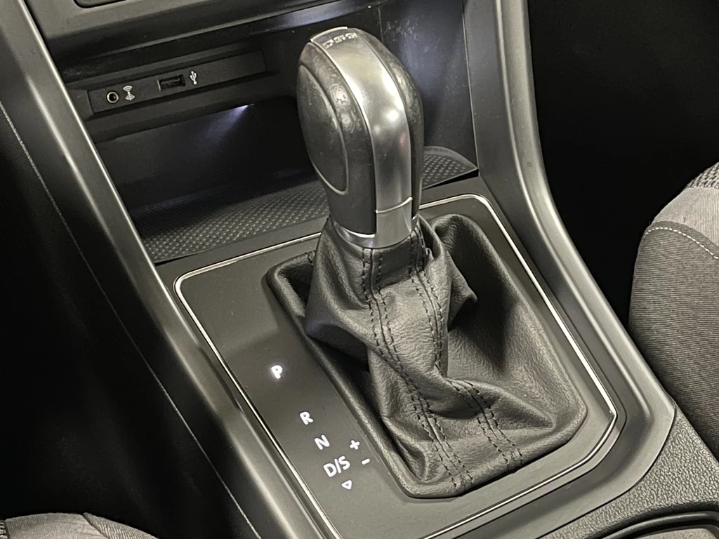 Volkswagen Touran – foto 16