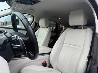 Land Rover Range Rover Velar – thumbnail 30