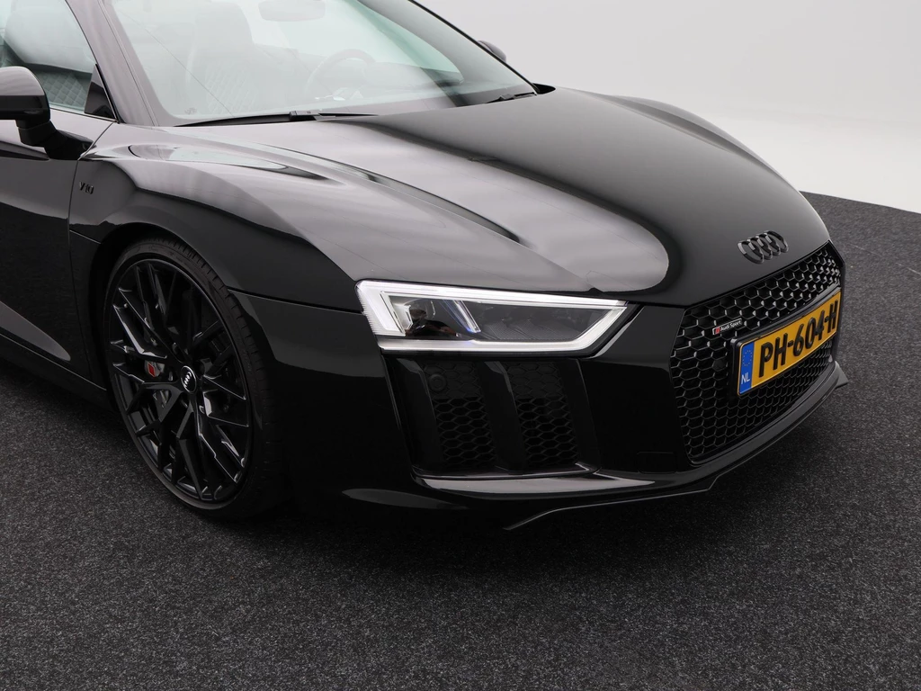 Audi R8 – foto 10