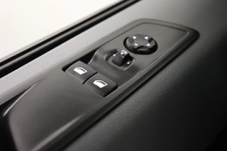 Opel Vivaro – thumbnail 17