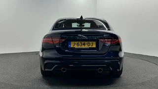 Jaguar XE – thumbnail 4
