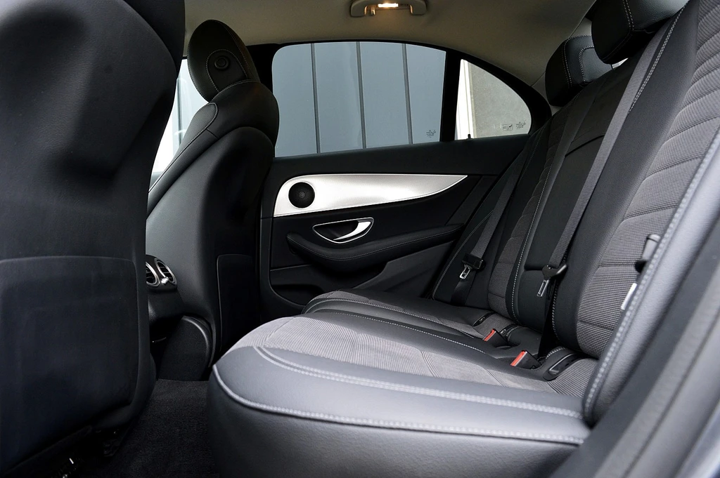 Mercedes-Benz E-Klasse – foto 13