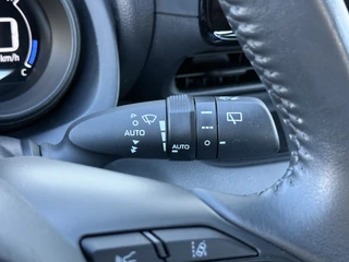 Toyota Yaris – thumbnail 19