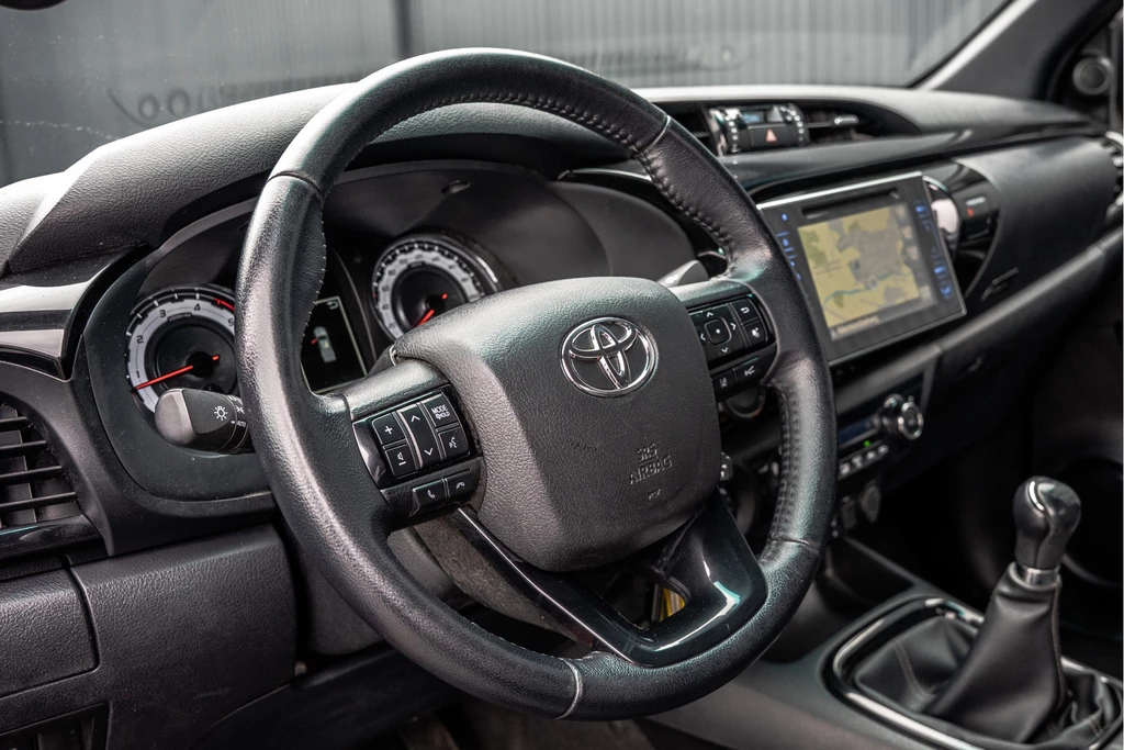 Toyota Hilux – foto 10