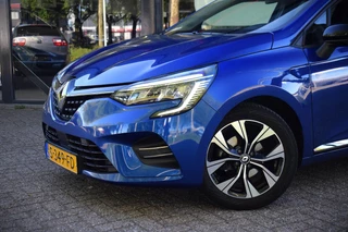 Renault Clio – thumbnail 2