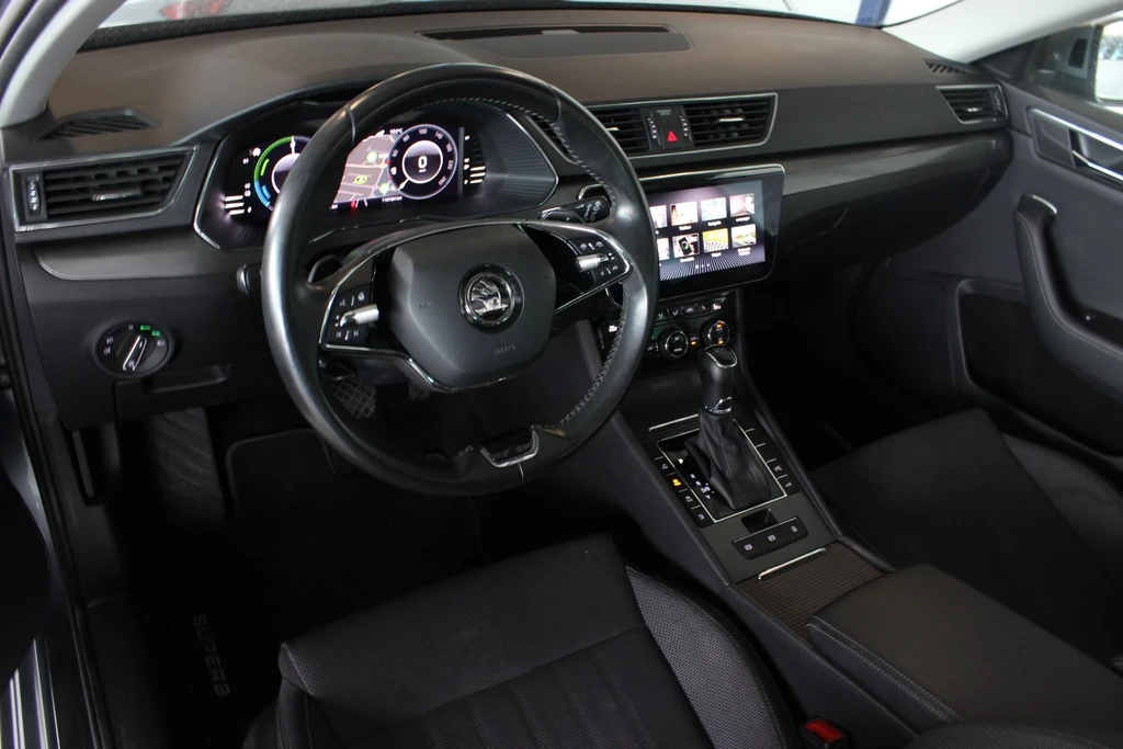 Škoda Superb – foto 3