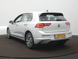 Volkswagen Golf – thumbnail 4