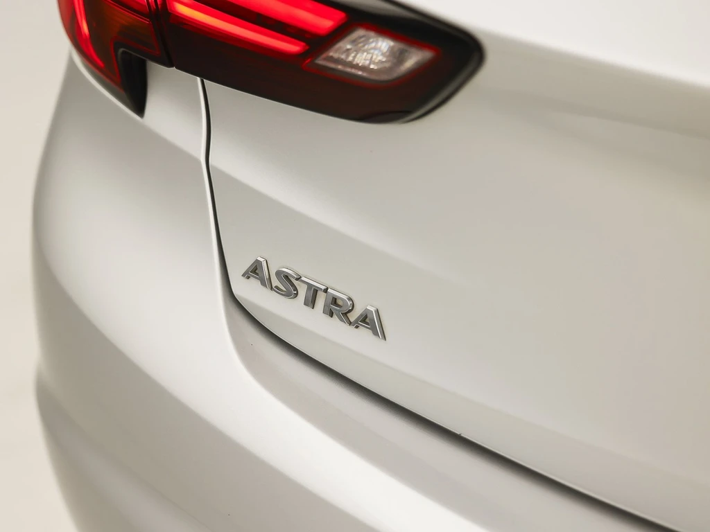 Opel Astra – foto 31