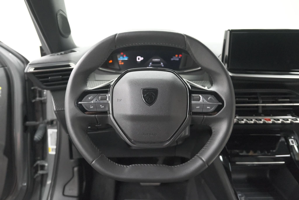 Peugeot e-2008 – foto 42