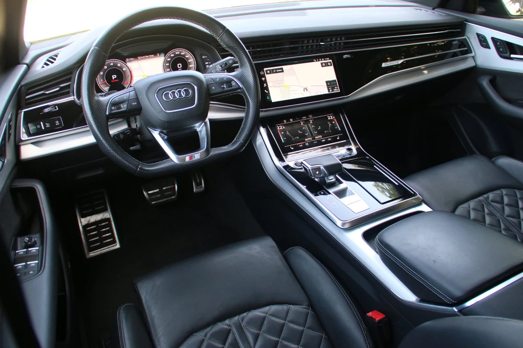 Audi Q8 – foto 11