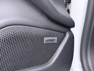 Porsche Taycan – thumbnail 33