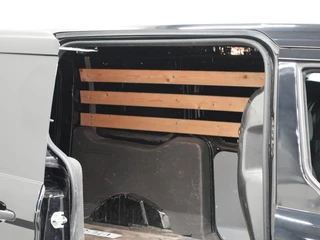 Ford Transit Connect – thumbnail 40