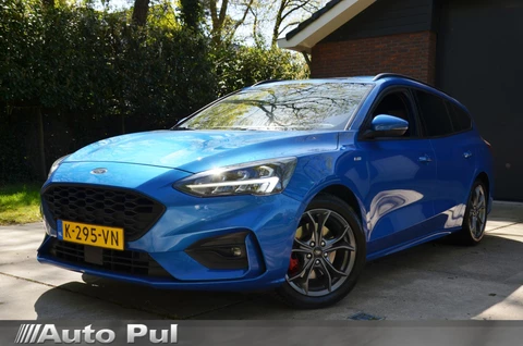 Ford Focus Wagon 1.5 EcoBlue ST Line X Business Navi/Led/Pdc/Ecc/Stuur Stoel&Ruitverwarming /Achteruitrijcamera/Trekhaak-Wegklapbaar/Privacy-Glass/lichtmetalen velgen 17"/Bang & Olufsen audiosysteem/Webasto standkachel