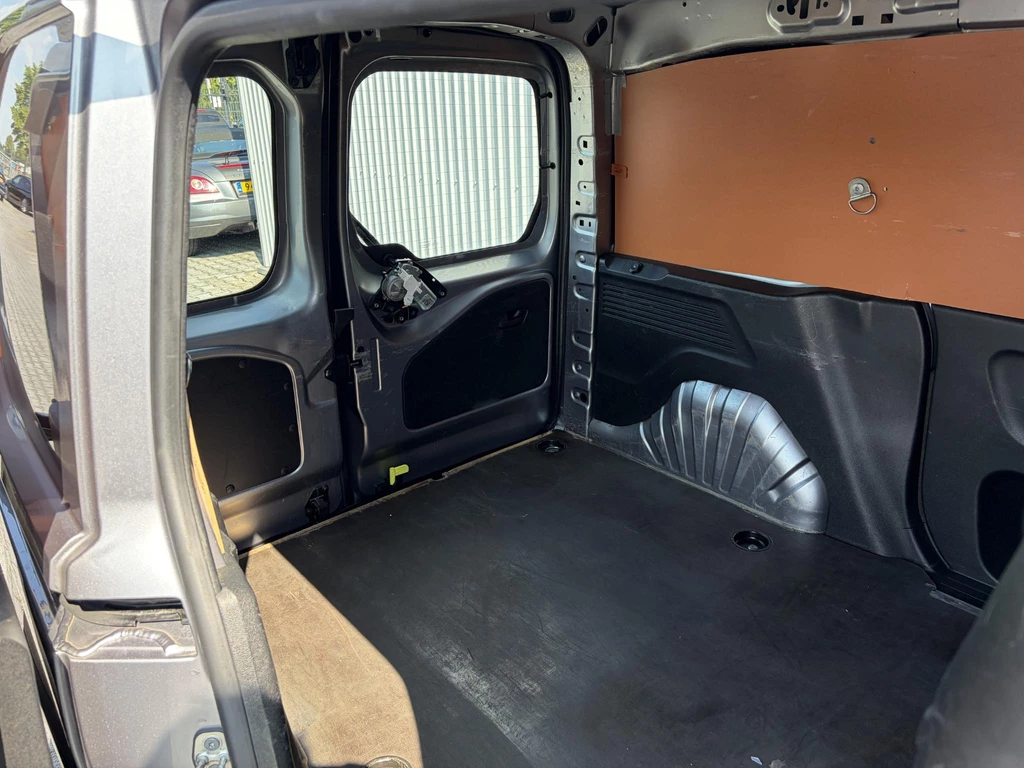 Peugeot Partner – foto 15