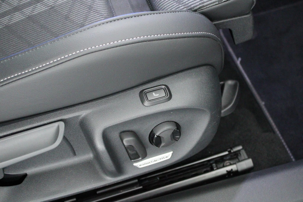 Volkswagen Passat – foto 14