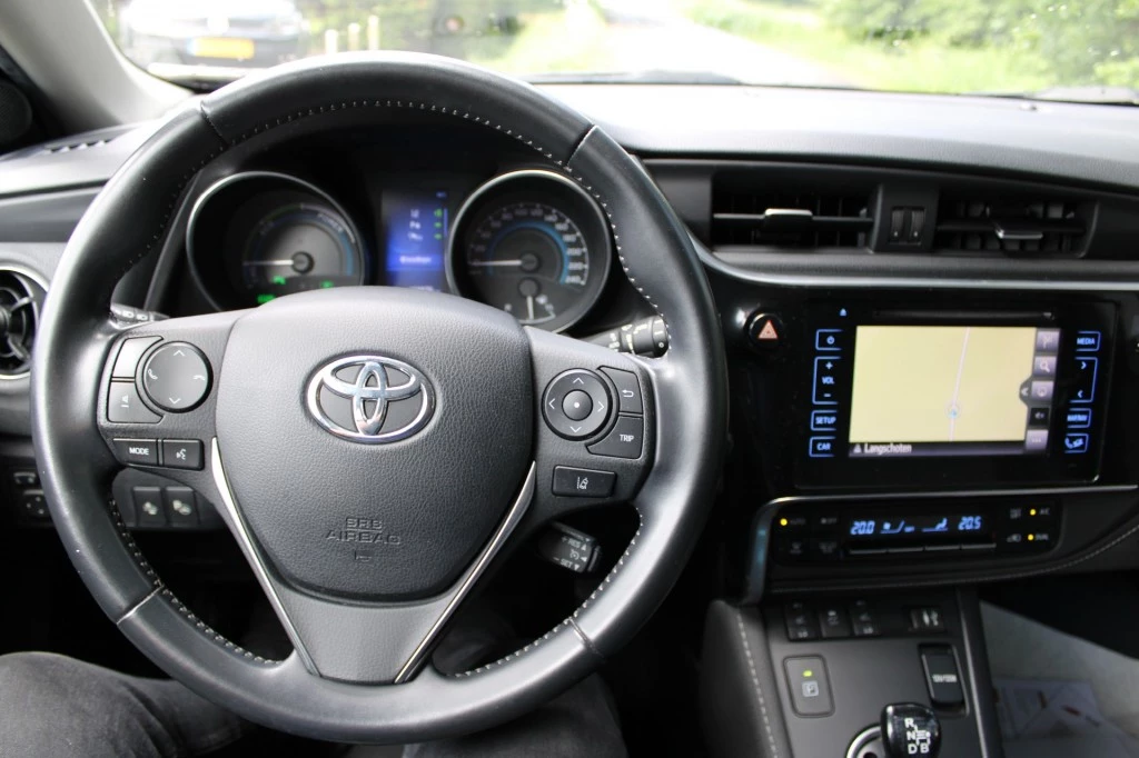 Toyota Auris – foto 11