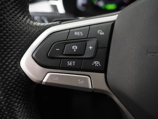 Volkswagen Passat – thumbnail 22