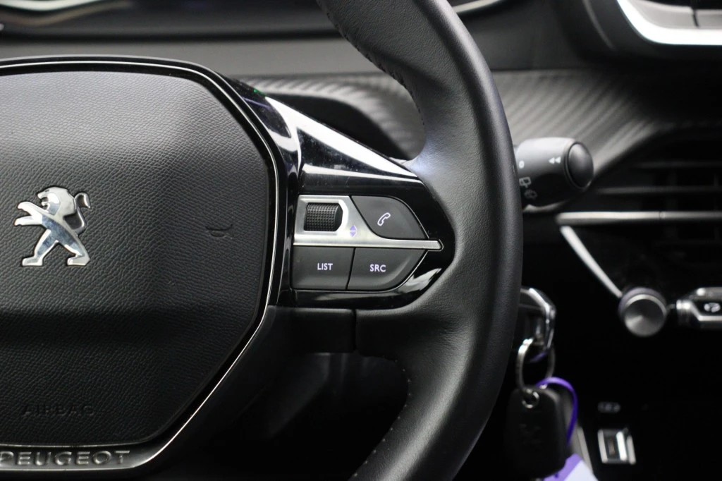 Peugeot 208 – foto 22