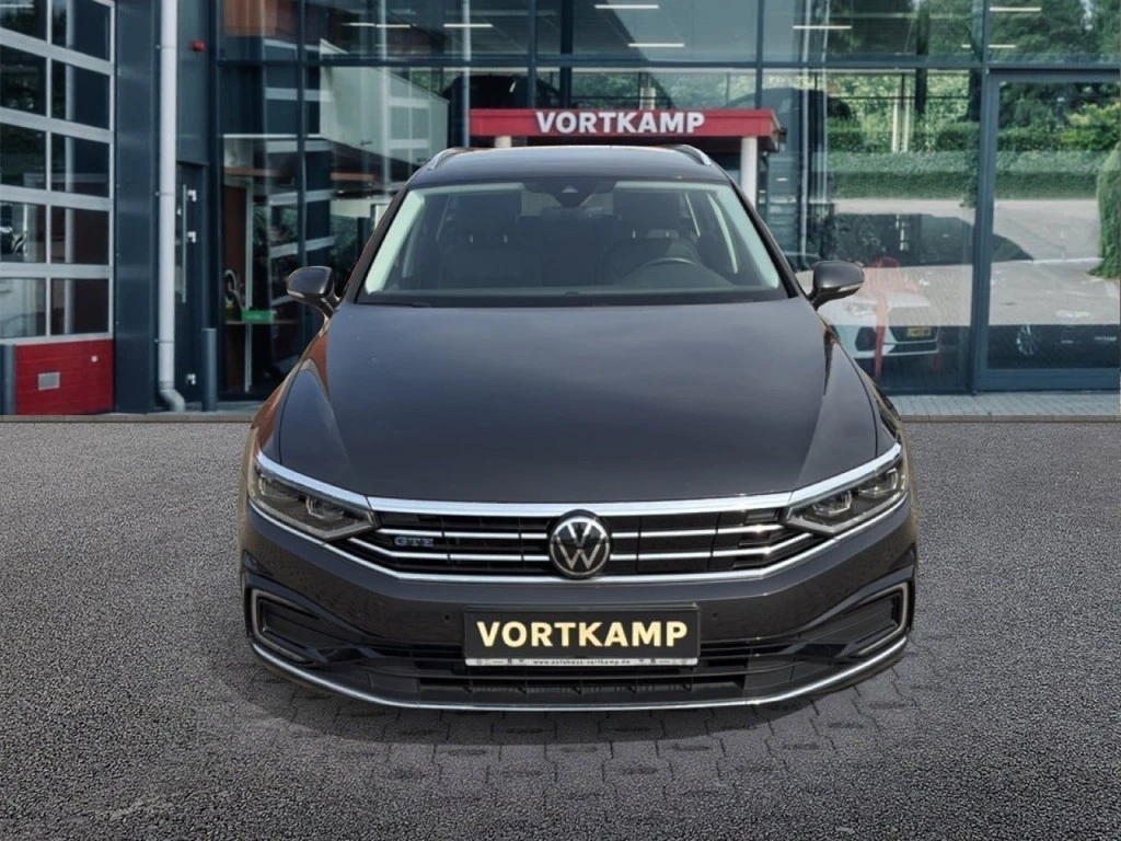 Volkswagen Passat – foto 8