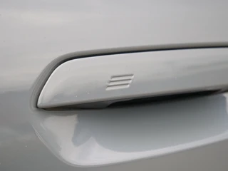 BMW iX2 – thumbnail 22