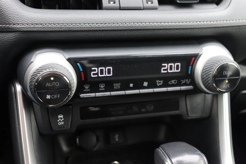 Toyota RAV4 – foto 15