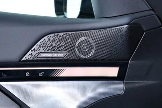 BMW i5 – thumbnail 23