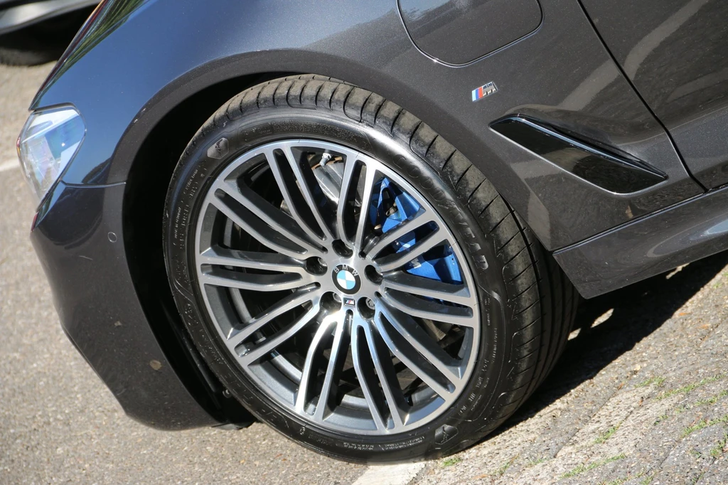BMW 5 Serie – foto 6