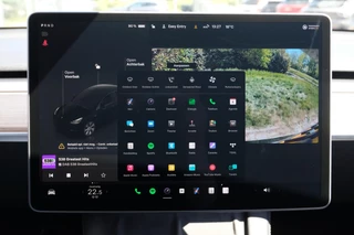 Tesla Model Y – thumbnail 25