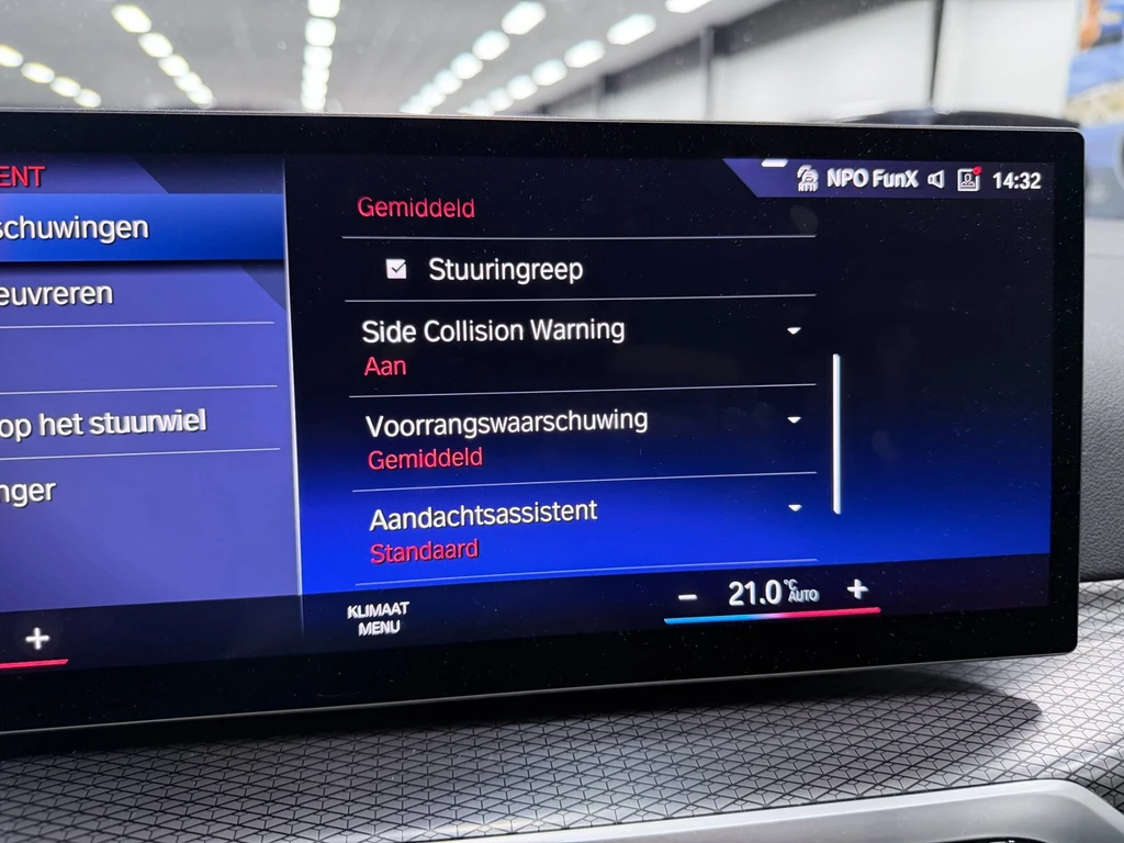 BMW i4 – foto 34
